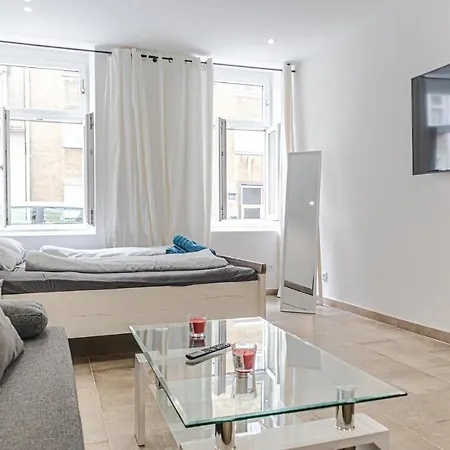 9 Min From City Center - Lovely Studio Near U1 Reumannplatz Vídeň Exteriér fotografie